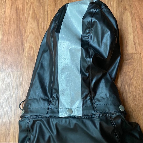 Horze Rain Coat - Picture 7 of 8